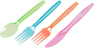 Colorful plastic knives