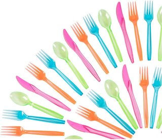 Colorful plastic knives