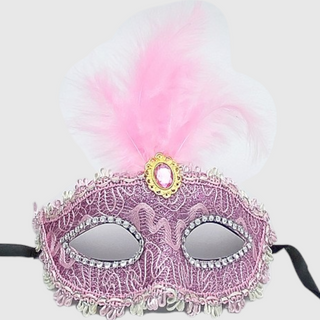 Eye mask with feathers