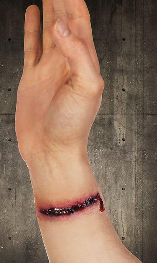 Boland Latex wound cut wrist