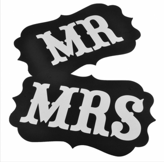 Mr &amp; Mrs black PhotoBooth